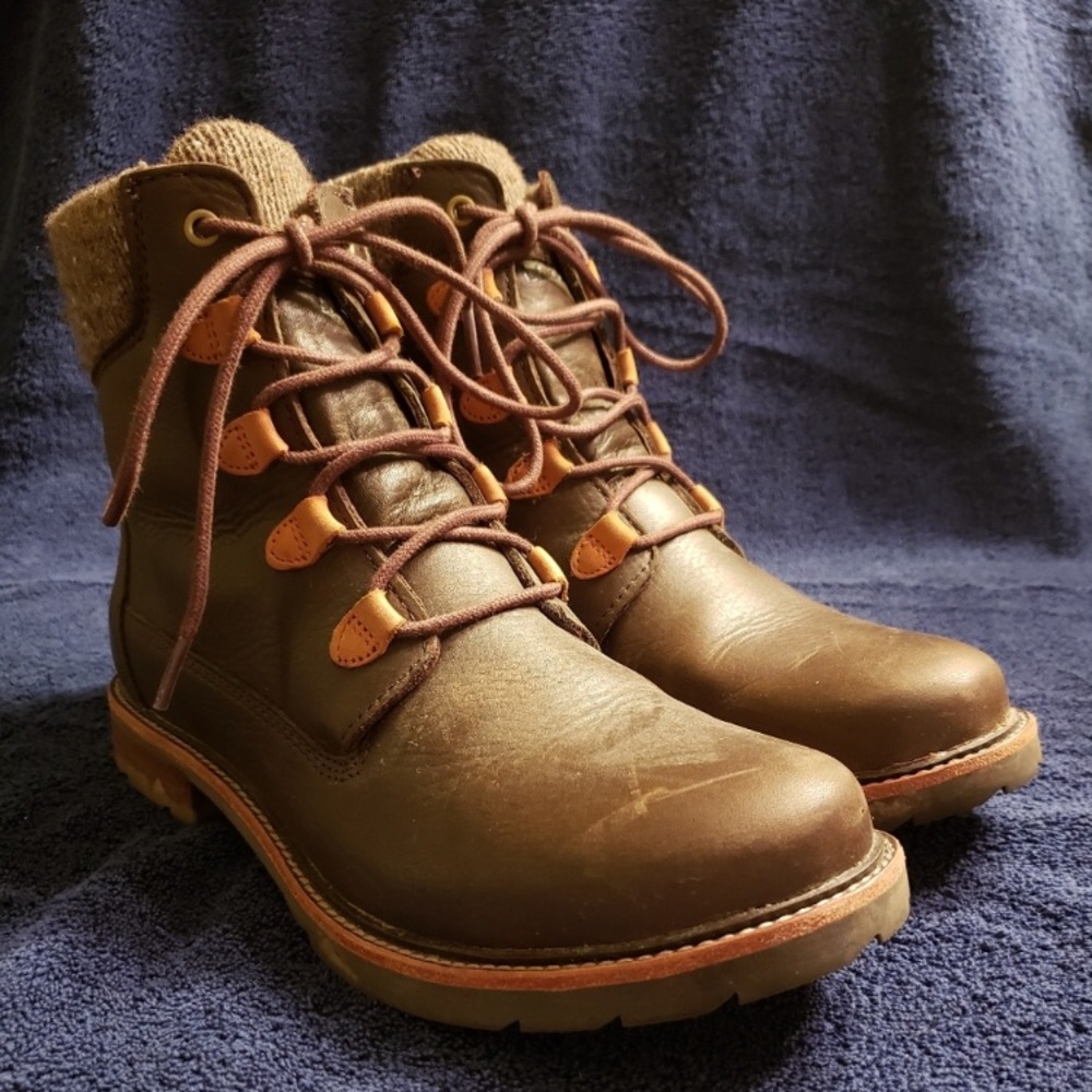 Insulated 9.5 L.L bean boots